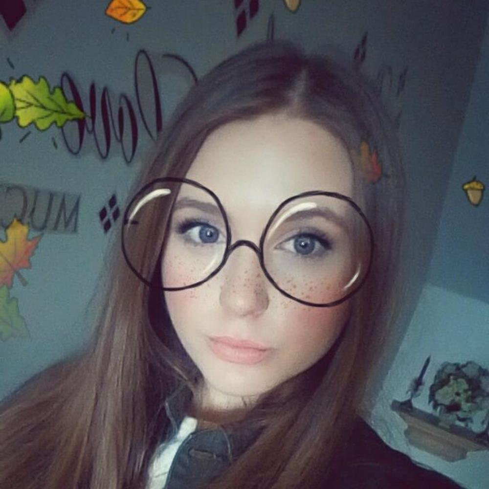 Meet your Posher, April